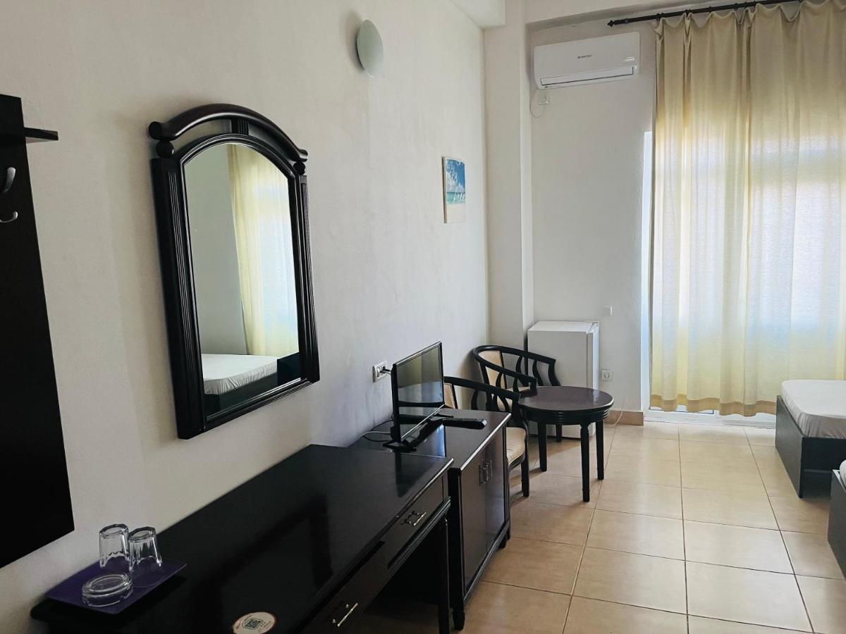 Perla Otel Costinești Dış mekan fotoğraf